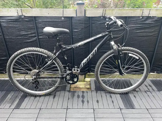 Haro V1 Mountain Bike