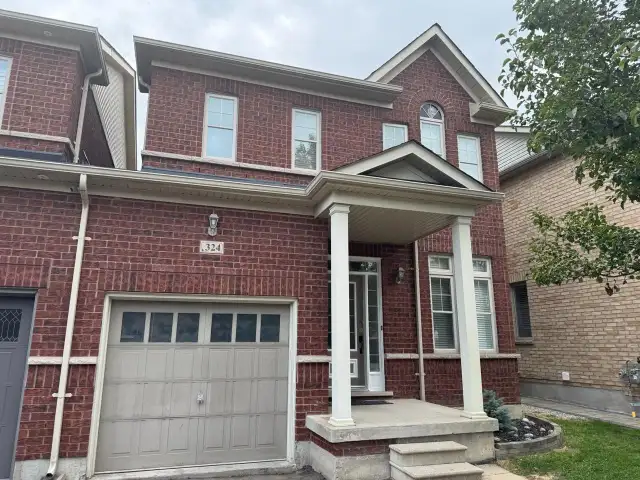 (For Rent) Beautiful Semi-Detached 3B/3Br, Great for Families