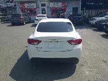 2016 Chrysler 200 WITH ONLY 96000 KM !! - Photo 5