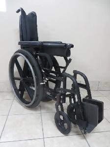 Wheelchair - Photo 2