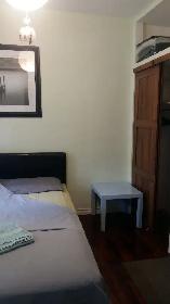 Nice confy and bright room, 300 meters from Rosemont metro - Photo 3