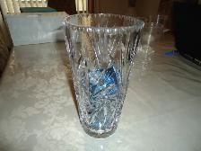 CRYSTAL VASE WITH CRYSTAL ROCKS