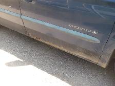 2001 Grand Caravan AWD 264K 3.6L Good driver,tires and glass. - Photo 5