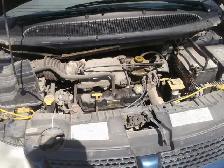 2001 Grand Caravan AWD 264K 3.6L Good driver,tires and glass. - Photo 10