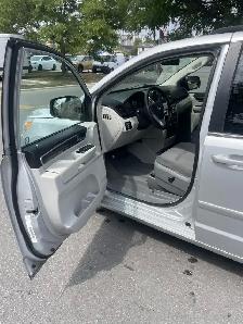 2009 Volkswagen Routan SE  /  ONLY 159,000 KMS  /  1 OWNER - Photo 6
