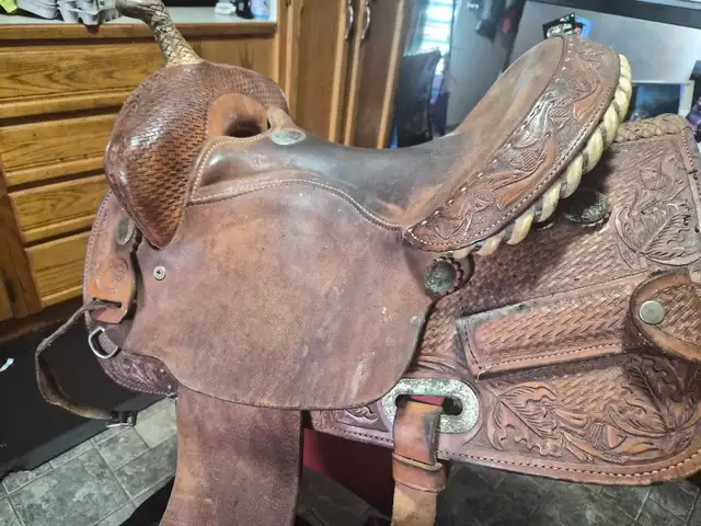 Rico barrel saddle