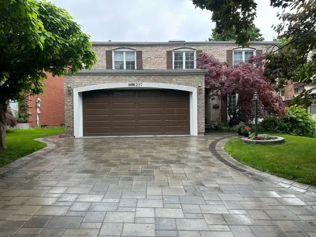 Room For Rent Near Newnham Campus Seneca college (Student Welcom