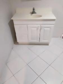 Large room private washroom all inclusive Yonge Subway - Photo 4