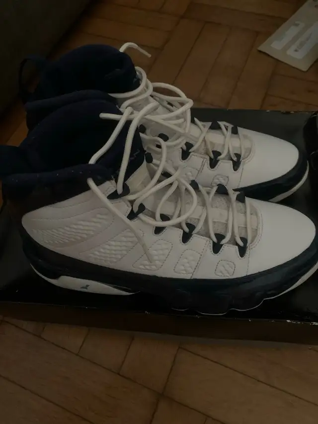 Jordan Retro 9