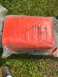 Tarps 2 insulated and 1 heavy duty - Photo 2