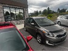 2014 Kia Rondo - Photo 2
