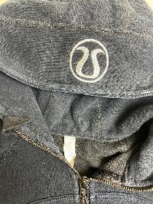 Lululemon Scuba Hoodies (2) Original 2011 release size 4 & 8 - Photo 3