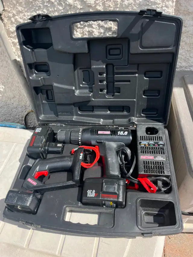 Cordless drill set-needs batteries