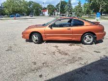 Safetied  2005 Pontiac Sunfire - Photo 4