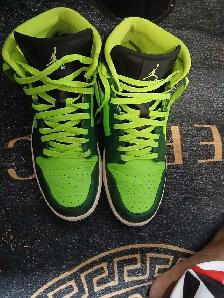 Air Jordan 1 Mid - Photo 2