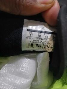 Air Jordan 1 Mid - Photo 3
