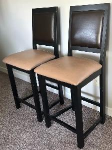Tall highback comfort chairs