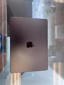 apple Macbook Pro M5 - Like new - Photo 5