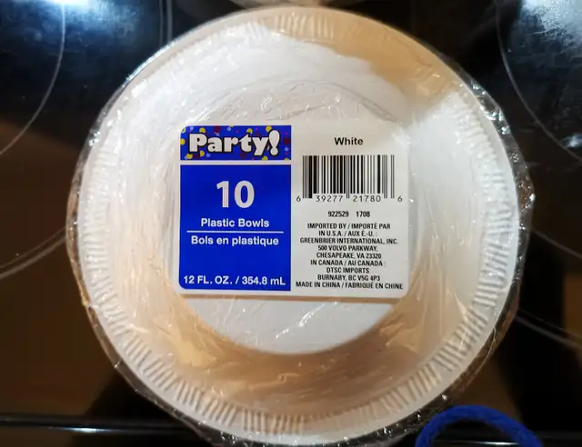 10 Brand New 10pcs Disposable Plastic Party Bowls