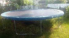15ft Trampoline (Comes with Net) $150 obo - Photo 2