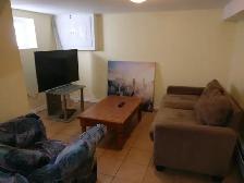 Clean, furnished rooms in male or female house, 5 min. to UoW - Photo 8