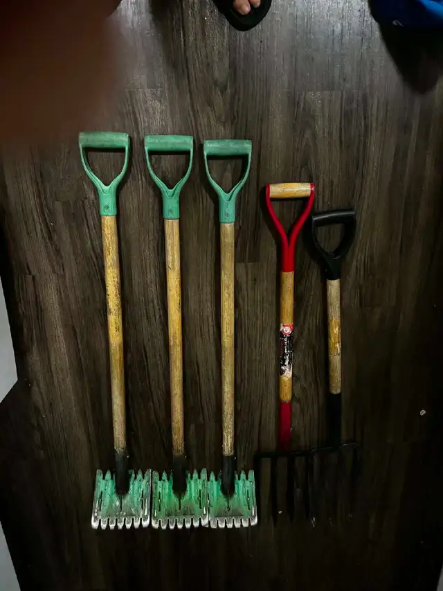 Roofing tools