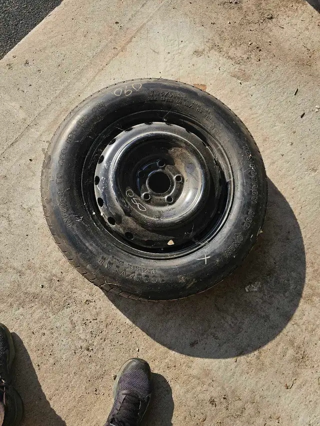 Mercedes-Benz GL350 Goodyear T175/90D18 Spare Tire