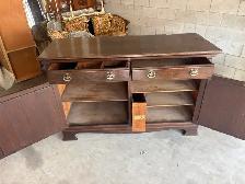 Free delivery used Vintage Oak Sideboard Buffet - Photo 10