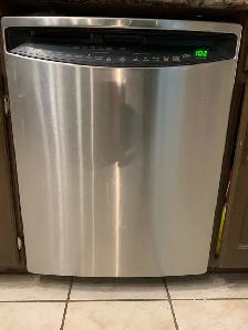 Dishwasher for Sale! NEED GONE ASAP