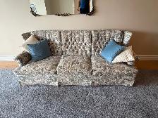 Free delivery used Vintage Floral Sofas 3 seat & 1 seat - Photo 2