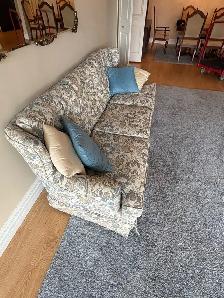 Free delivery used Vintage Floral Sofas 3 seat & 1 seat - Photo 3