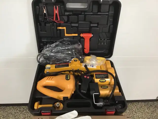 ELECTRIC JACK