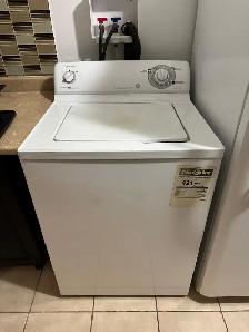 Large carpet-free, furnished Basement Apartment for Rent - Photo 8
