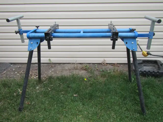 Miter Saw Stand--Mastercraft--Like New