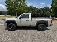 2009 Chevy Silverado 1500 LT 4x4 - Photo 4
