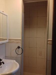 MASTER BEDROOM & PRIVATE WASHROOM 2ND FLAT STEELES & BATHURST - Photo 3