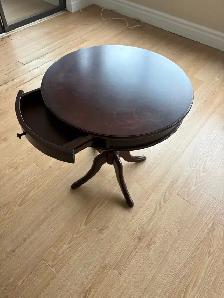 Free delivery used Round wooden end table with drawer - Photo 7