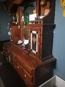 for sale cherry oak dresser in great shape,