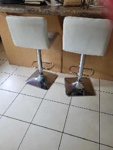 2 White leather bar stools