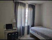 4 bedroom house for rent w 2 parking spots - Photo 3