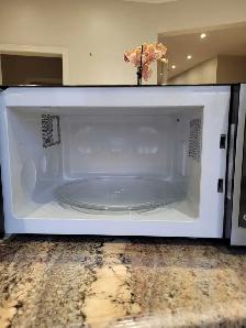 Microwave - Photo 2