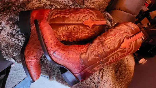WOMENS SIZE 10~ Olathe OSTRICHCowboy Boots