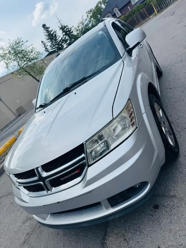 2011 Dodge Journey Sport ( Top of the line )
