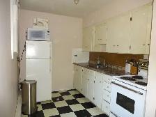 Beltline connaught 1 bedroom apartment $1080/m   electricity - Photo 3