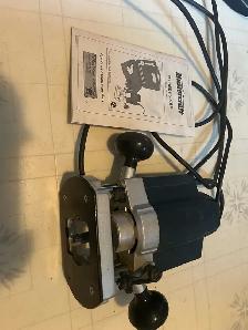 Plunge Router - Photo 2
