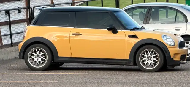 Mini Cooper"s
