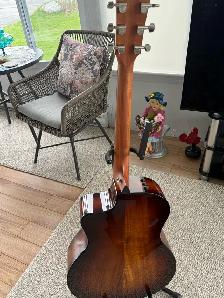 Taylor guitar for sale. good as new condition