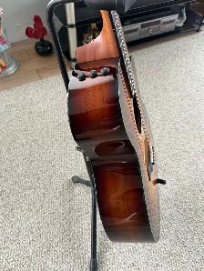 Taylor guitar for sale. good as new condition - Photo 6