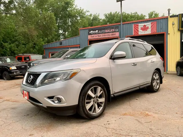 2013 Nissan Pathfinder Platinum 7 Passenger AS IS Loaded Low Kms