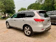 2013 Nissan Pathfinder Platinum 7 Passenger AS IS Loaded Low Kms - Photo 4